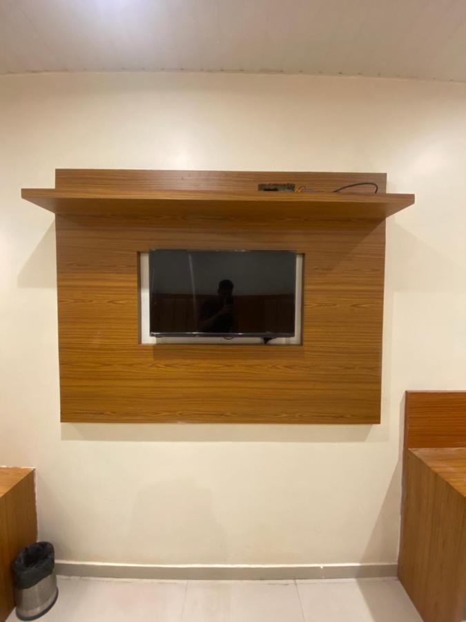 Hotel Bkc Inn - Near Trade Center, Visa Consulate Mumbai Bagian luar foto