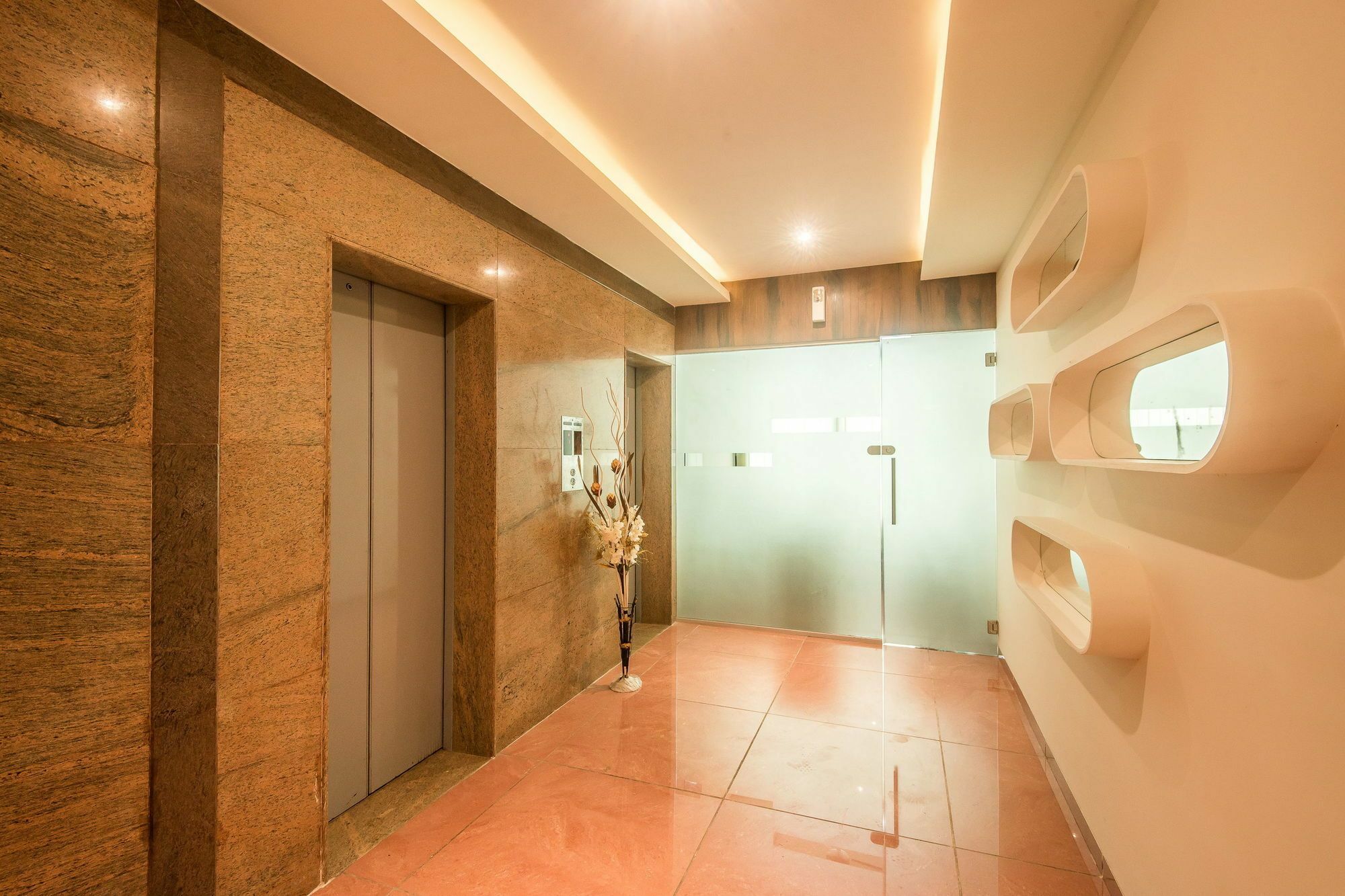 Hotel Bkc Inn - Near Trade Center, Visa Consulate Mumbai Bagian luar foto